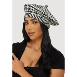 Houndstooth Beret - Stylish Black and White Beret